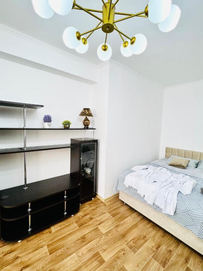 Evita Apartment Bichkek Extérieur photo