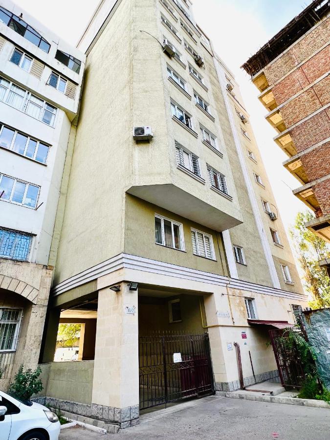 Evita Apartment Bichkek Extérieur photo